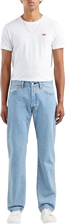 Levi’s Casual Pack: Cumpără o pereche de blugi Levi’s și primești gratuit o cămașă albă Levi’s.